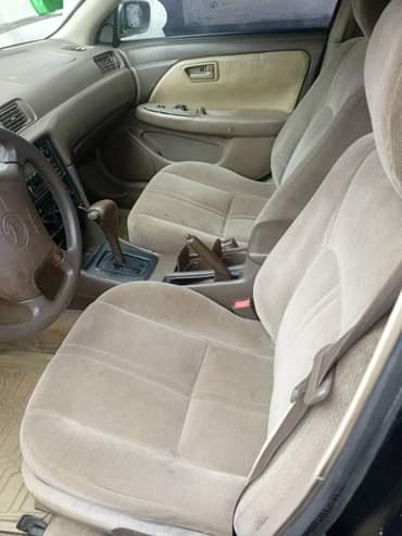 A picture of Toyota Camry envelope light for sale Super clean Body and
