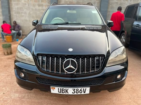A picture of M Benz ML350 petrol V6 well maintained 33M