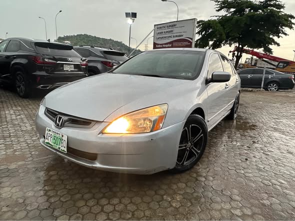 A picture of 2004 Honda accord