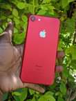 A picture of Iphone 7 plain