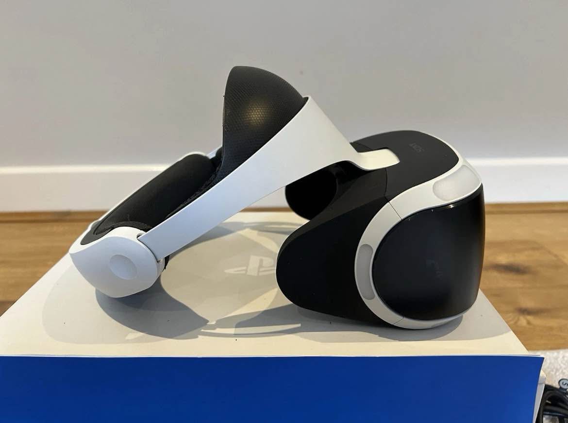 A picture of PlayStation vr brand new boxed at the lowest price today