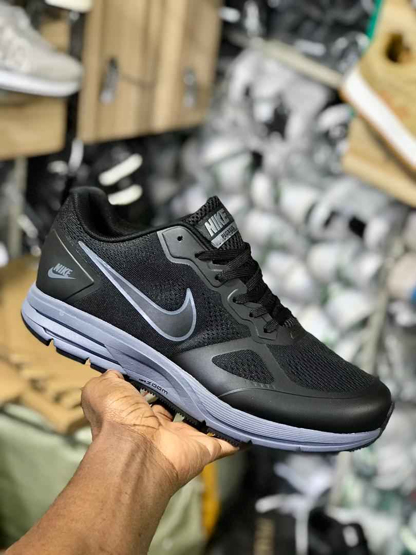 A picture of ORIGINAL NEW NIKE SNEAKERS