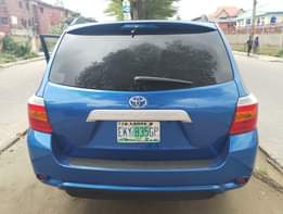 A picture of 2009 Toyota Highlander 4 plug engine Price 10m Location Amuwo