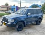 A picture of Land Cruiser manual 15ml Call 255715888477 Tire mpya safari popote