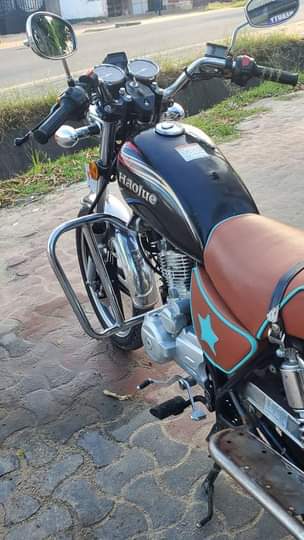 A picture of Houjue cc125