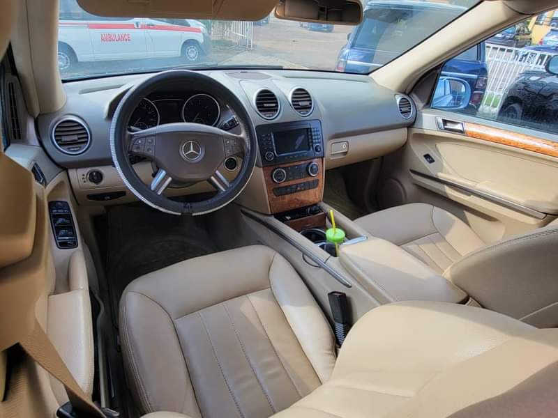 A picture of BUY THIS 07 Mercedes ML350 6Months used 7 5M ABUJA