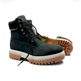 A picture of New timbalend boot Size 40 41 42 43 44 45