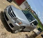A picture of M benz GLK 350 2011 full feature