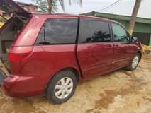 A picture of Sienna ce 2005