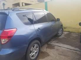 A picture of Toyota RAV4 v6