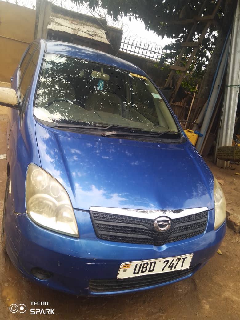 A picture of Toyota corolla spacio