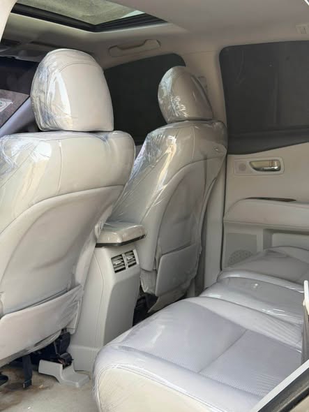 A picture of Newest arrival lexus 2010 rx350