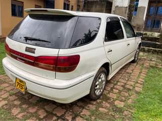A picture of Toyota vista