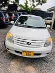 A picture of Toyota Ist Call 0787444507