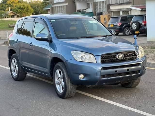 A picture of Toyota Rav 4 mis tz
