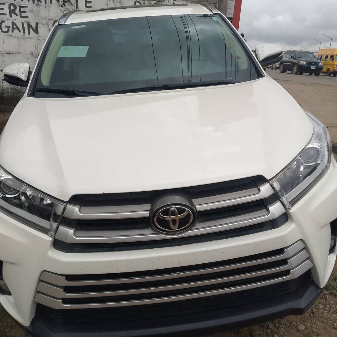 A picture of Toyota Highlander