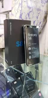A picture of SAMSUNG GALAXY S8 PLAIN