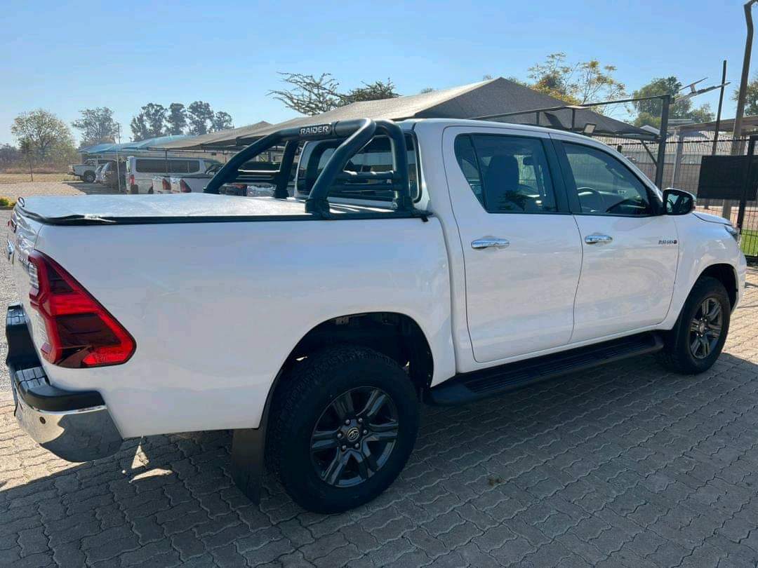 used toyota hilux