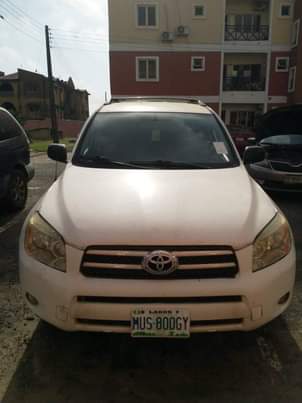 A picture of 2007 Toyota Rav4 3row