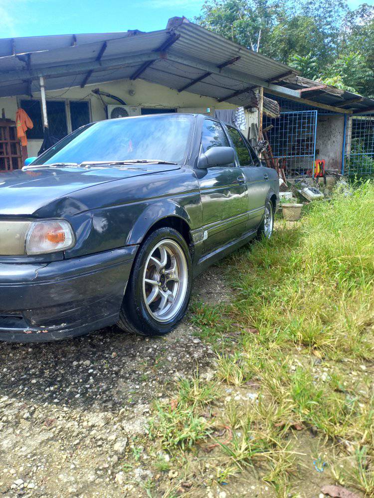 nissan b14
