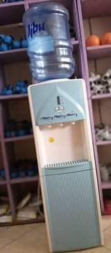 A picture of Water dispenser