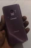 A picture of SAMSUNG S9