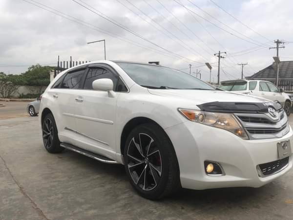 A picture of Toks Standard 2010 Toyota venza Good engine smooth Transmission AC