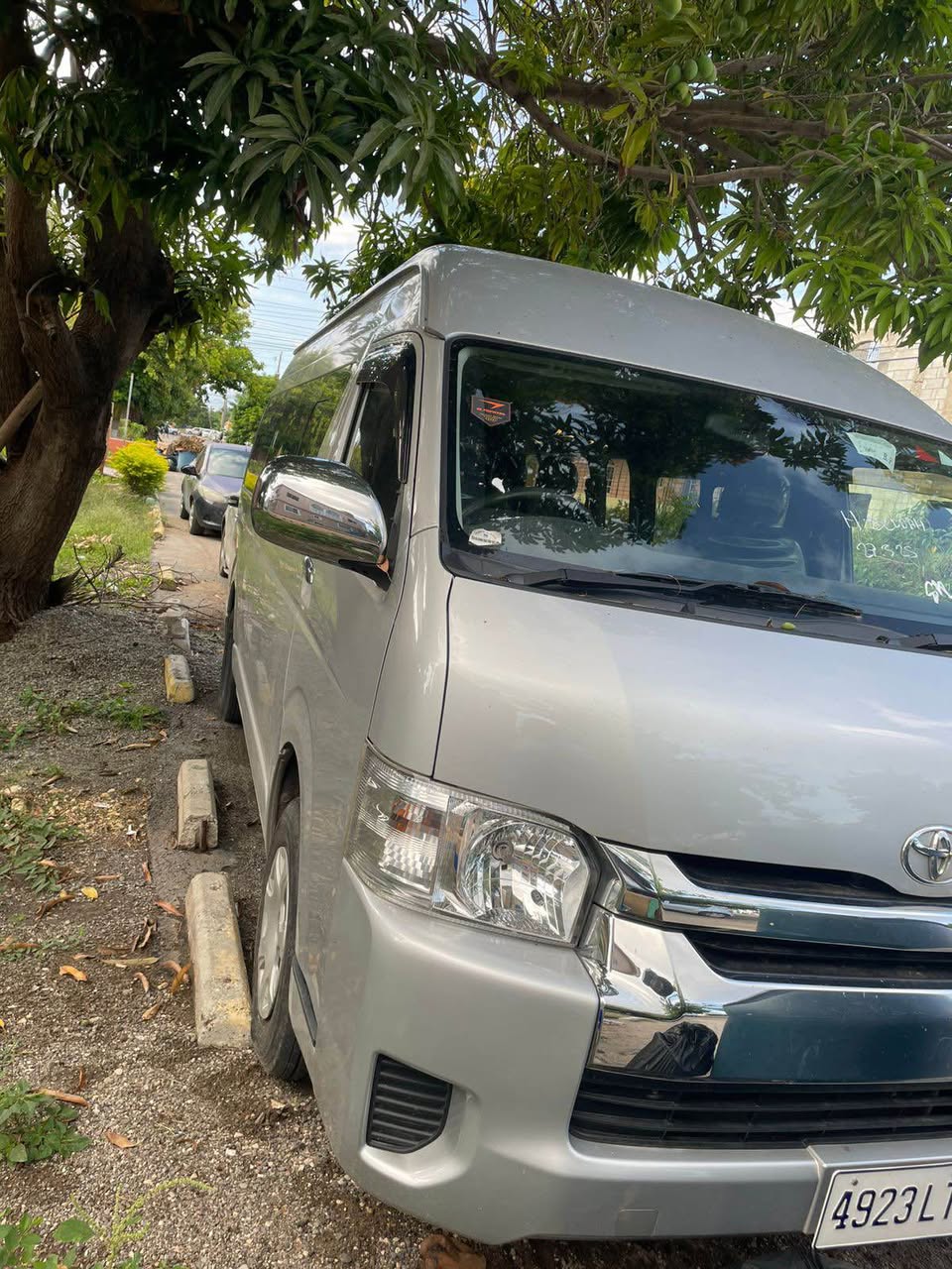 used toyota hiace
