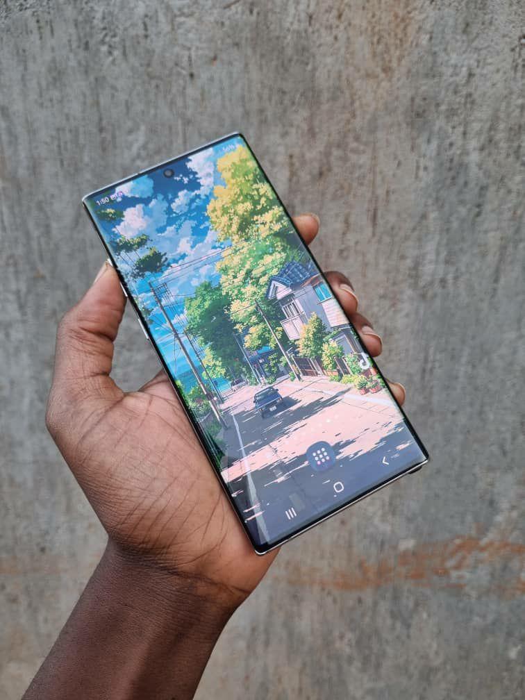A picture of Samsung galaxy note 10 plus