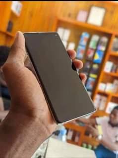 A picture of Samsung Galaxy S10