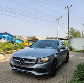 A picture of CHEAP DEAL M BENZ C300 2015 TOKS FULL OPTION THUMBSTART