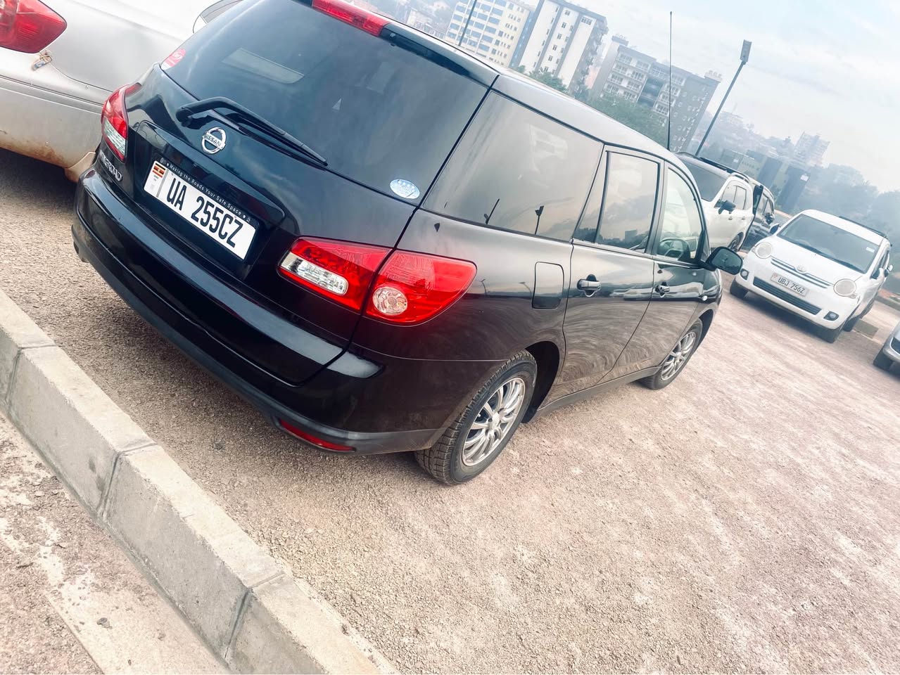 A picture of Nissan Wingroad