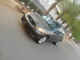 A picture of 04 Toyota matrix