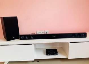 A picture of Lg Soundbar watt 300 clean sana nataka 420 tu Chap