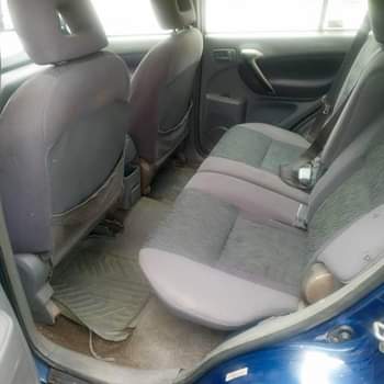 A picture of Toyota Rv4 year 2005 first body