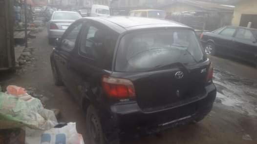 A picture of tokunbo Toyota yaris in a 1 1 good working 09061358848