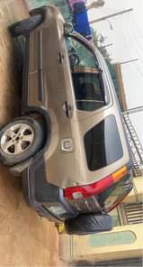 A picture of Honda crv 2004