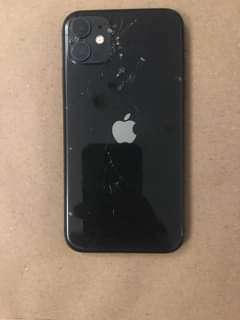 A picture of Iphone 11 0689156761