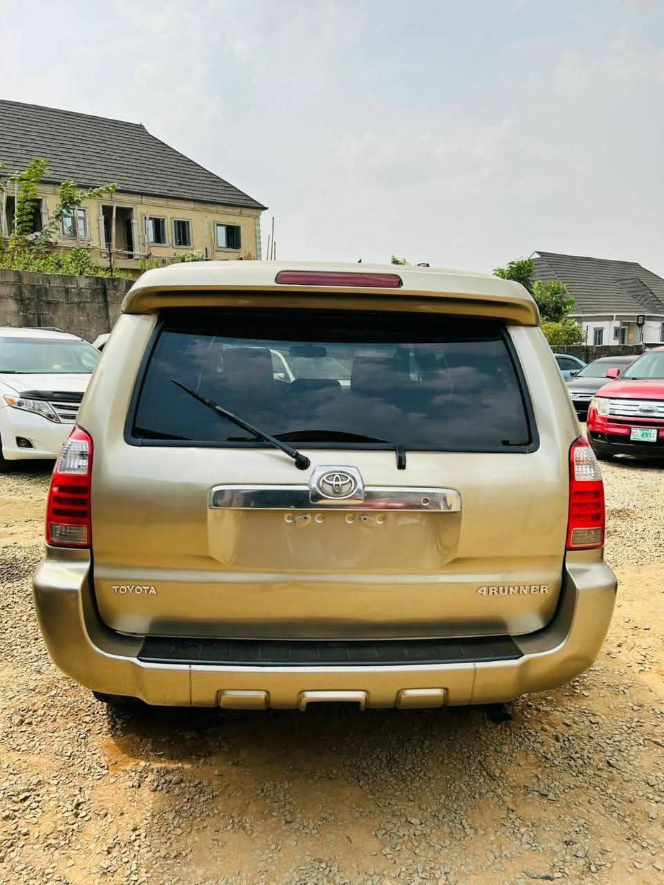 A picture of 2006 Toyota 4runner