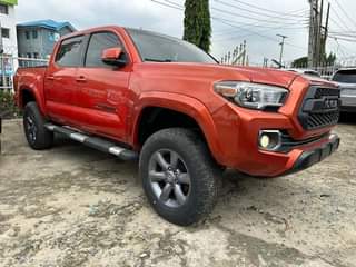 A picture of Foreign used 2017 model Toyota Tacoma truck fully loaded with