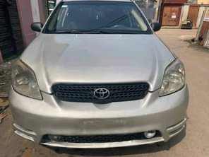A picture of Toyota Matrix model 2004 Engine ok Gear and A C