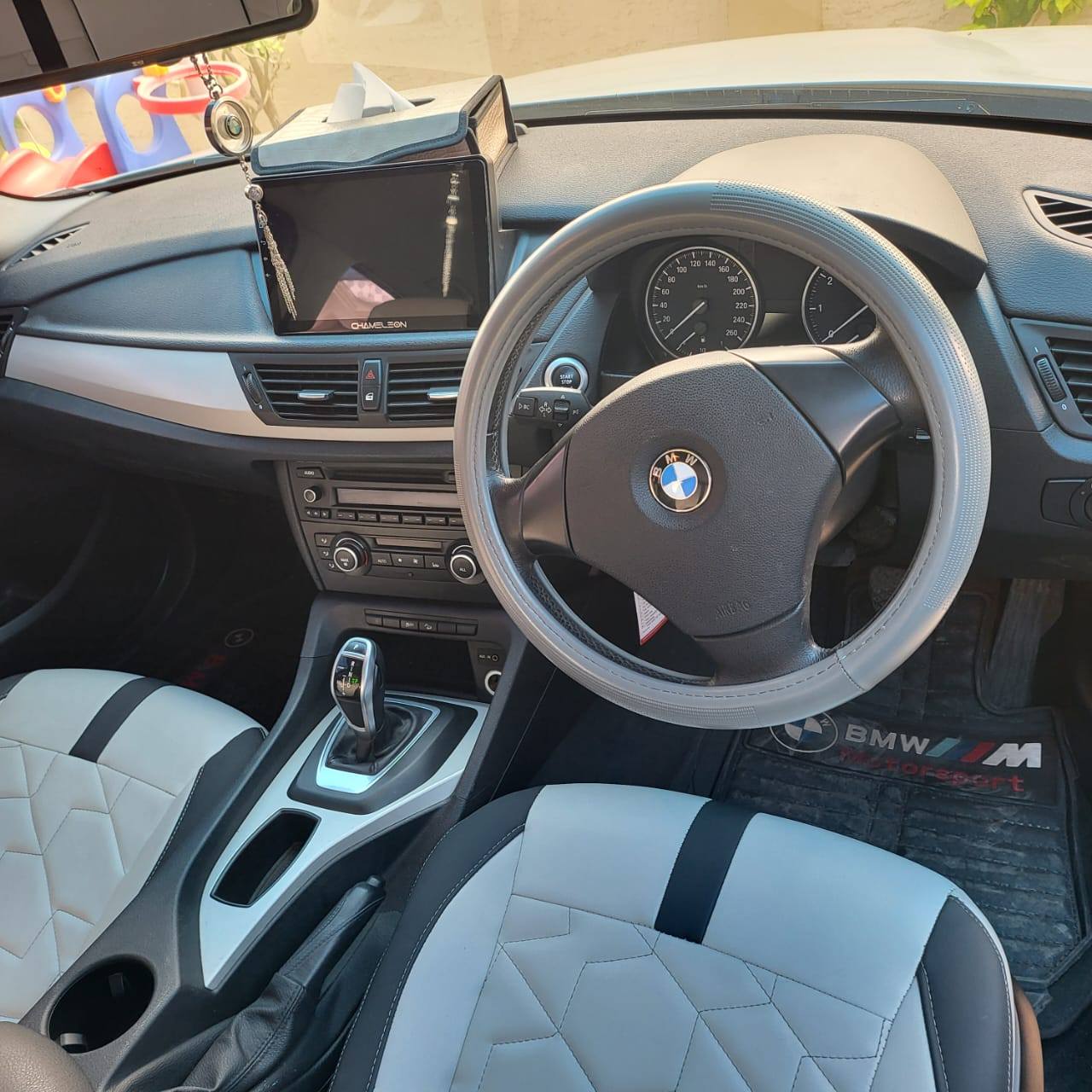 A picture of BMW X1 for sale 2011