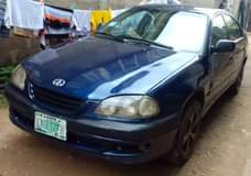 A picture of 2001 TOYOTA Avensis