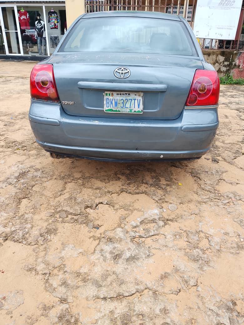 A picture of Toyota aveness 07079955578