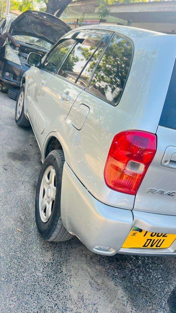 A picture of TOYOTA RAV4 KILITIME