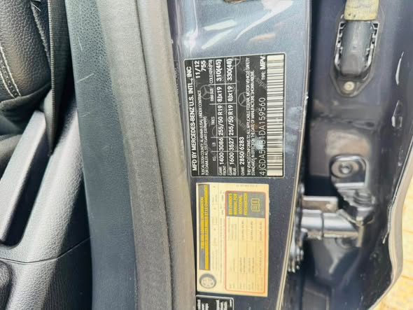 A picture of 2013 MERCEDES BENZ ML350 4MATIC DIRECT BELGIUM KEYLESS ENTRY MOON