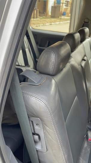A picture of Honda pilot jeep