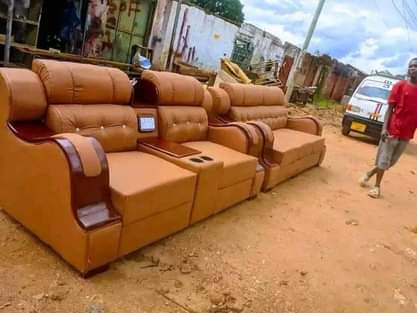 A picture of Sofa set