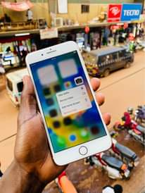 A picture of iPhone 8 Plus at 380k