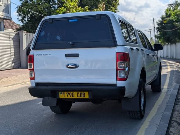 A picture of FORD RANGER 255 77757 8138